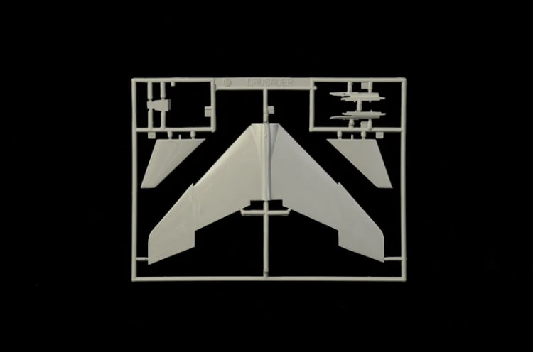 Samolot Vought F-8E Crusader 1456 Italeri