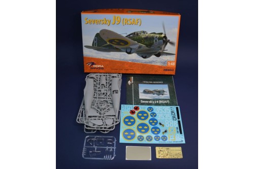 Samolot Seversky P-35 J 9 DW48042 Dora Wings