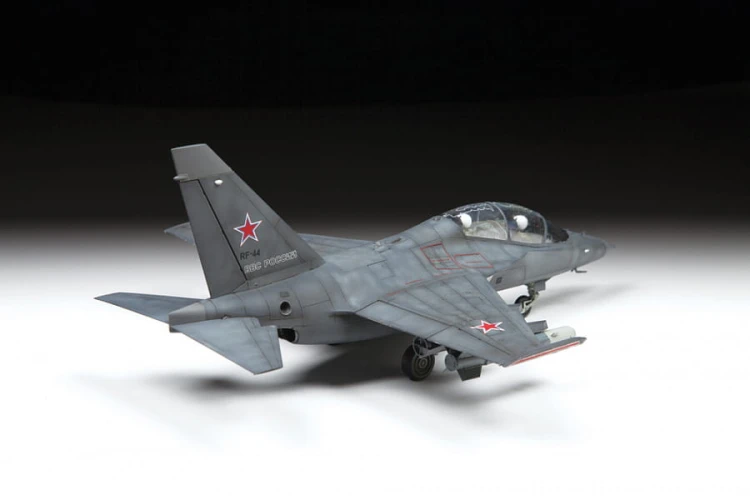 Samolot Yakovlev Yak-130 Jak-130 Mitten 4818 Zvezda