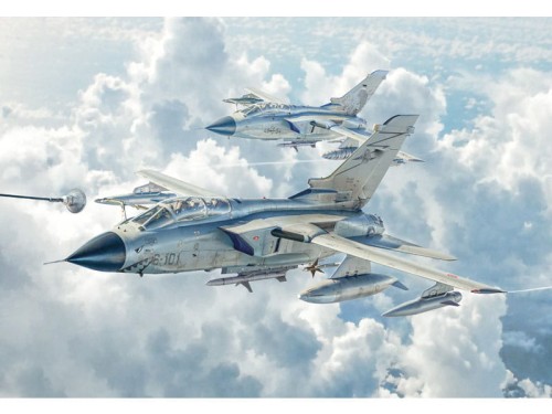 Samolot Panavia Tornado ECR 2517 Italeri