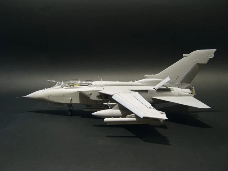 Samolot Panavia Tornado ECR 2517 Italeri