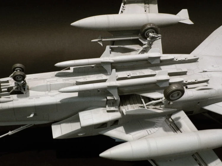 Samolot Panavia Tornado ECR 2517 Italeri