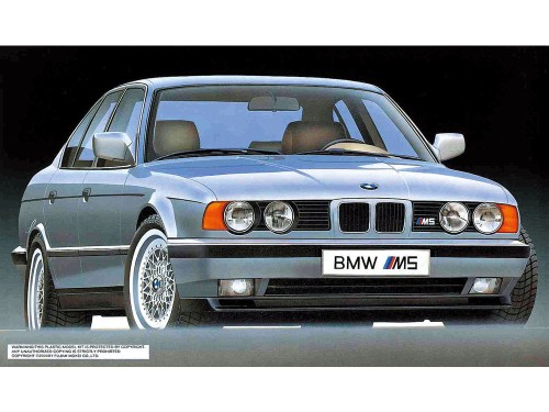 BMW M5 E34 126739 Fujimi