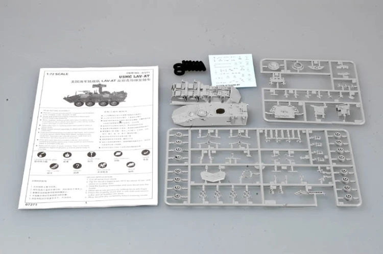 Transporter opancerzony USMC LAV-AT 07271 Trumpeter