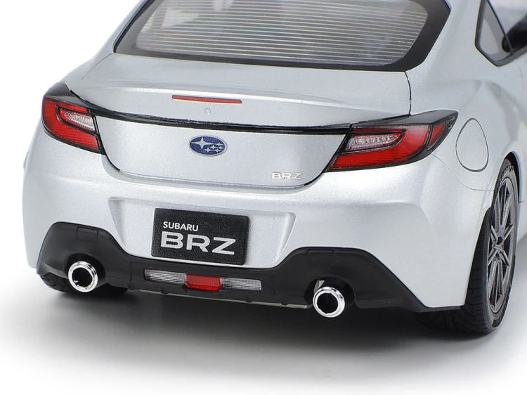 Subaru BRZ (ZD8) 24362 Tamiya