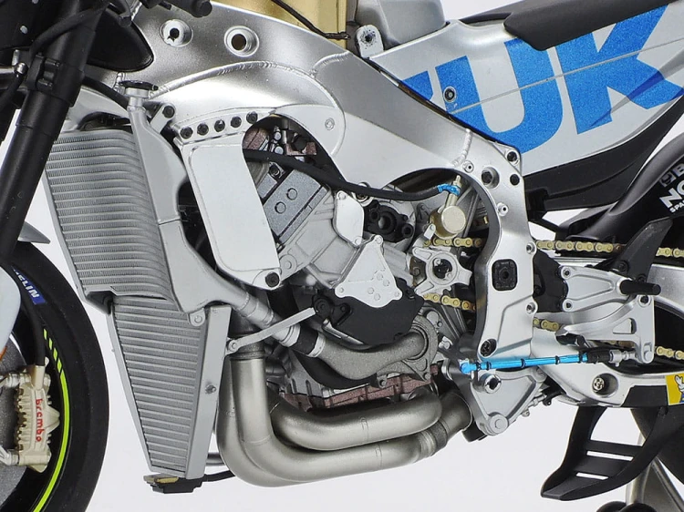 Suzuki GSX-RR 2020 Ecstar 14139 Tamiya