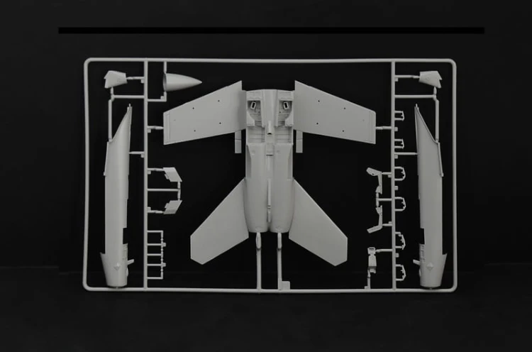 Samolot Boeing F/A-18F Super Hornet 2823 Italeri