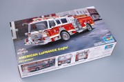 Samochód American LaFrance straż pożarna 02506 Trumpeter
