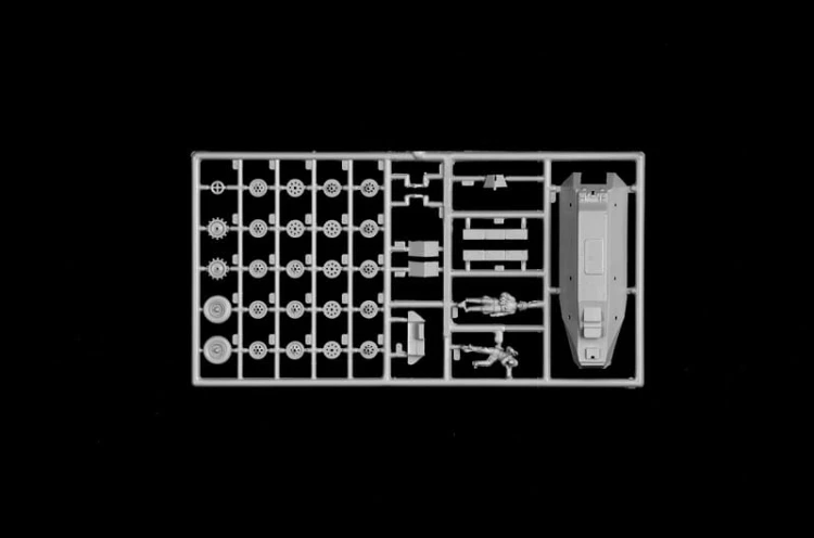 Transporter Sd.Kfz. 251/10 Schutzenpanzerwagen 7079 Italeri