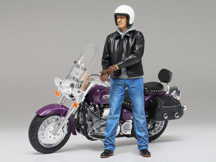 Figurka jeździec kierowca motocykla 14137 Tamiya