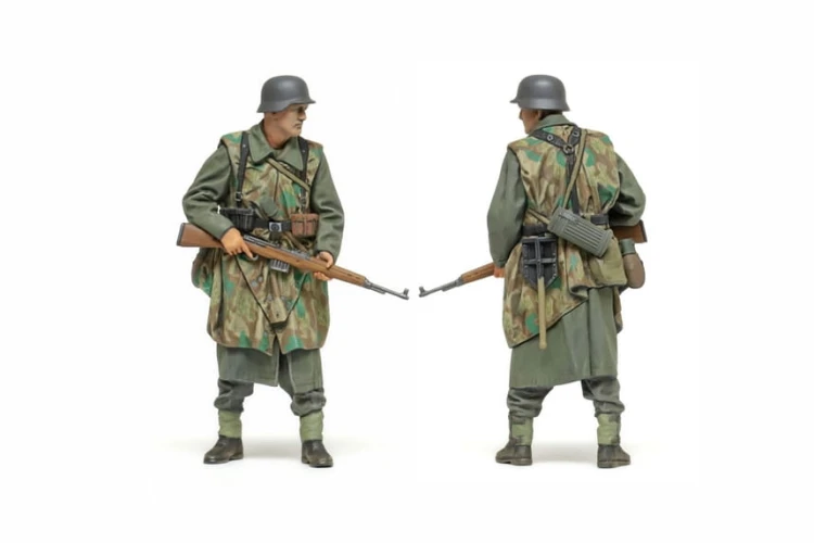 Figurki niemiecka piechota 1943-1945 35382 Tamiya