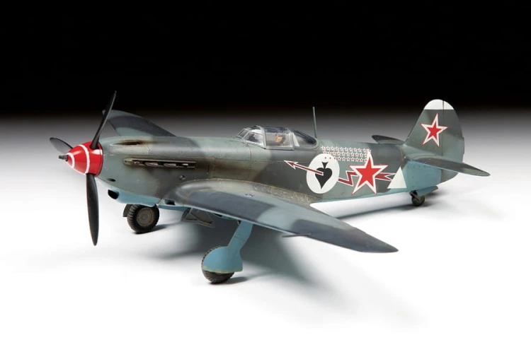 Samolot Yakovlev Yak-9T Jak-9T 4831 Zvezda