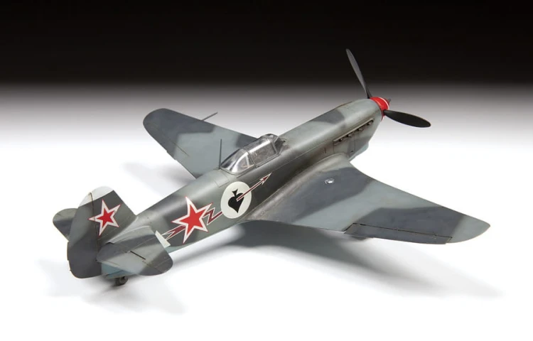 Samolot Yakovlev Yak-9T Jak-9T 4831 Zvezda