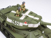Czołg Stalin IS-2 model 1944 ChKZ 35289 Tamiya