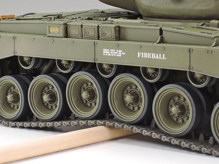 Czołg M26 Pershing T26E3 35254 Tamiya