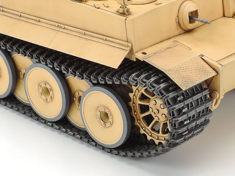 Czołg Tiger I PzKpfw VI Afrika 35227 Tamiya