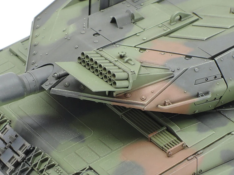 Czołg Leopard 2A6 35271 Tamiya