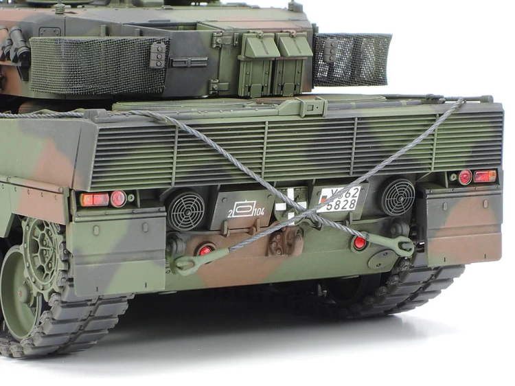 Czołg Leopard 2A6 35271 Tamiya