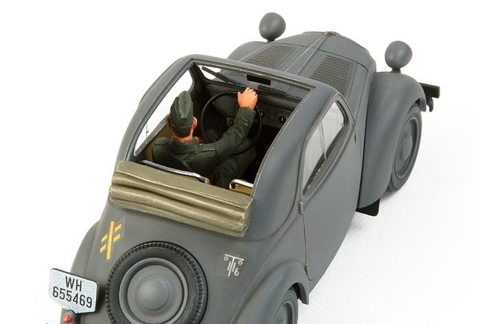 Simca 5 Staff Car 35321 Tamiya