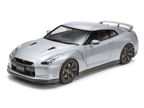 Nissan GT-R 24300 Tamiya