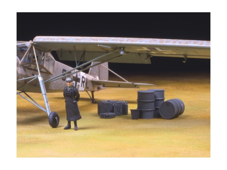 Samolot Fieseler Fi 156C Storch 61100 Tamiya