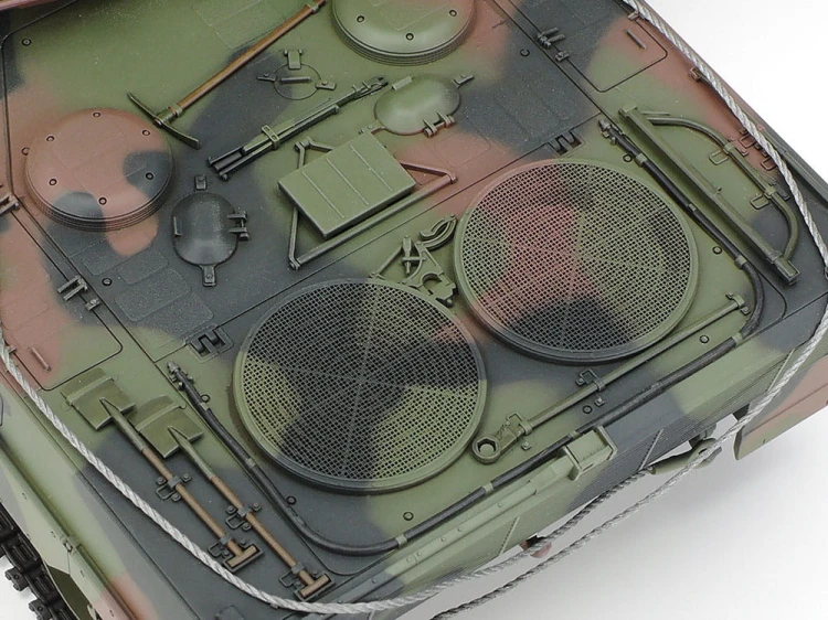 Czołg Leopard 2A6 Ukraine 25207 Tamiya
