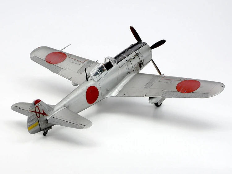 Samolot Nakajima Ki-84-IA Hayate (Frank) 61013 Tamiya