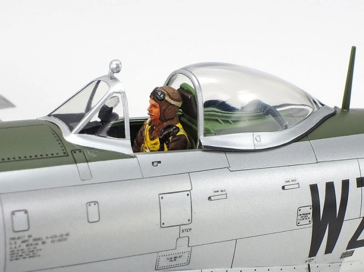 Samolot Republic P-47D Thunderbolt 61090 Tamiya