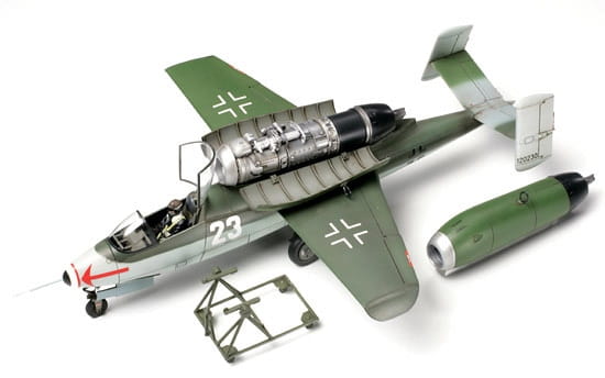 Samolot Heinkel He 162 A-2 Salamander 61097 Tamiya