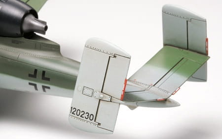 Samolot Heinkel He 162 A-2 Salamander 61097 Tamiya