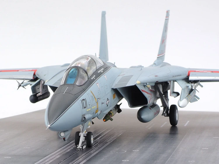 Samolot Grumman F-14A Tomcat 61122 Tamiya