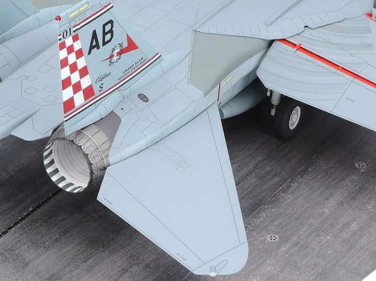 Samolot Grumman F-14A Tomcat 61122 Tamiya