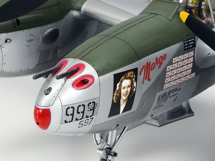 Samolot Lockheed P-38J Lightning 61123 Tamiya