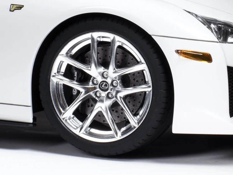 Lexus LFA 24319 Tamiya