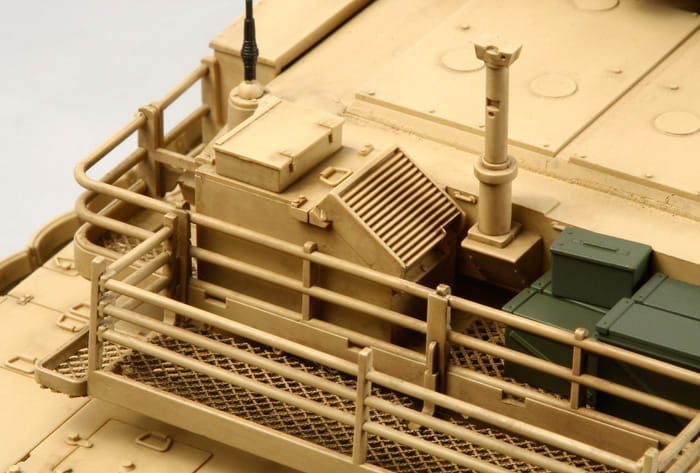Czołg M1A2 SEP Abrams TUSK II 35326 Tamiya