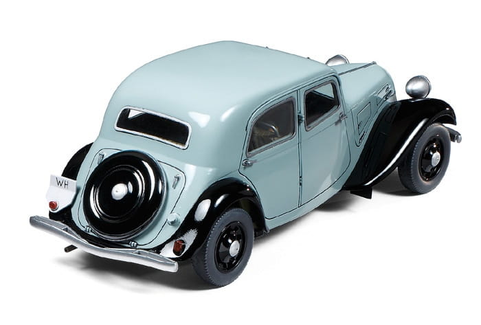 Citroen Traction 11CV 35301 Tamiya