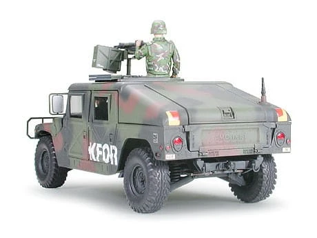 Samochód wielozadaniowy M1025 HMMWV Humvee 35263 Tamiya