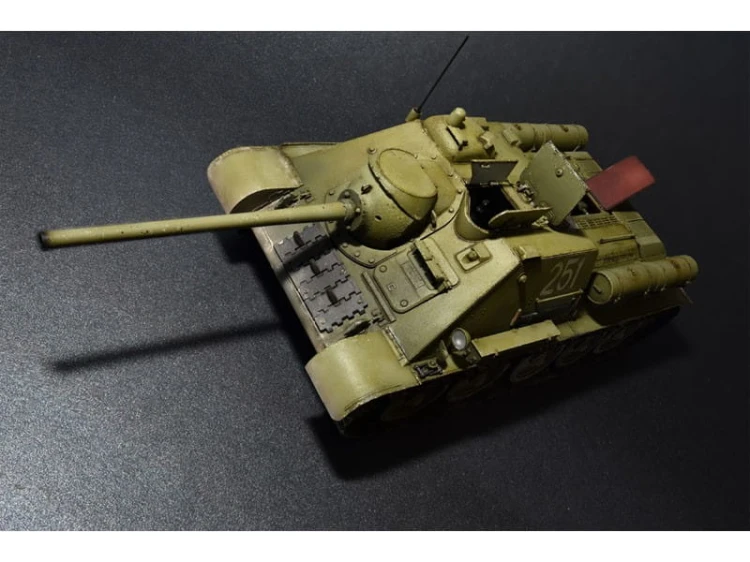 Działo samobieżne SU-85 model 1943 35187 MiniArt