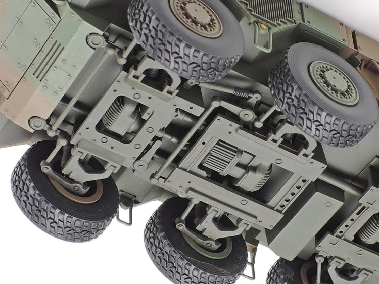 Wóz bojowy Type 16 32596 Tamiya