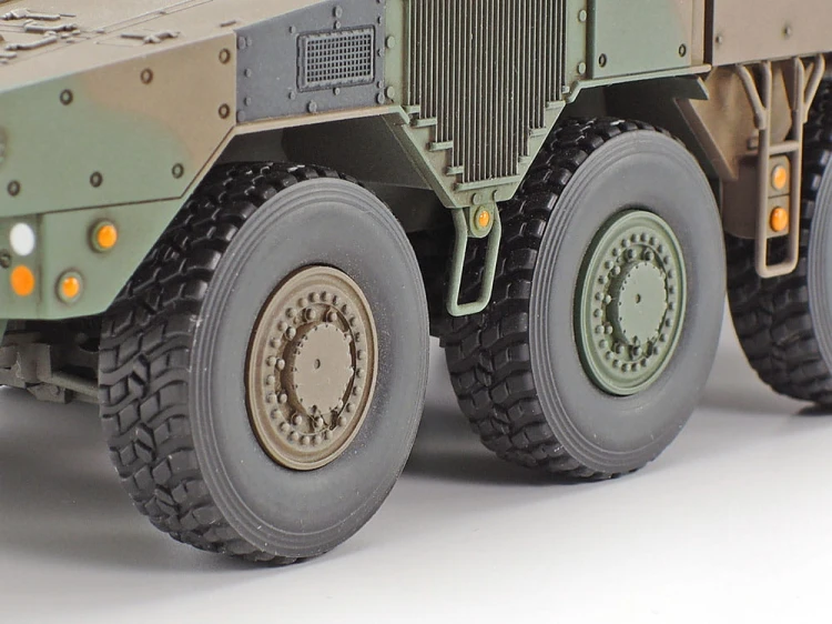Wóz bojowy Type 16 32596 Tamiya