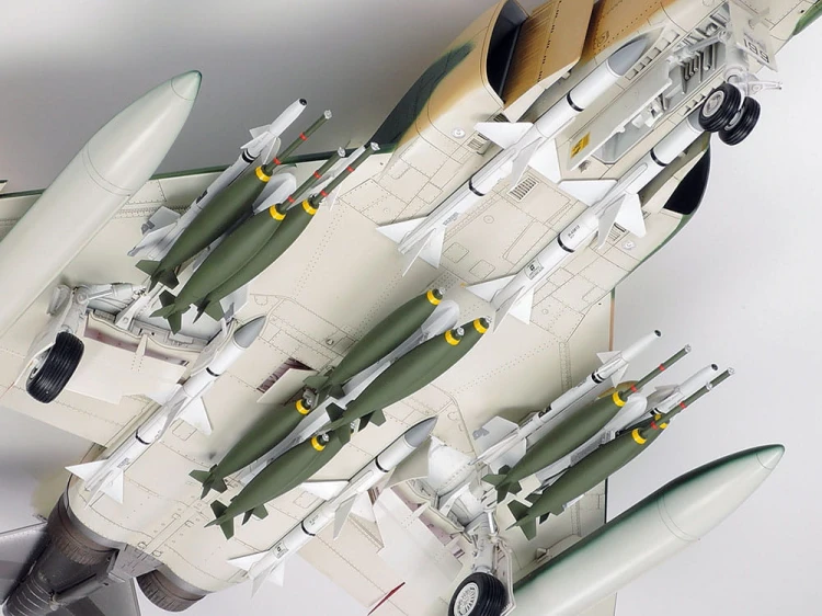 Samolot McDonnell Douglas F-4 C/D Phantom II 60305 Tamiya