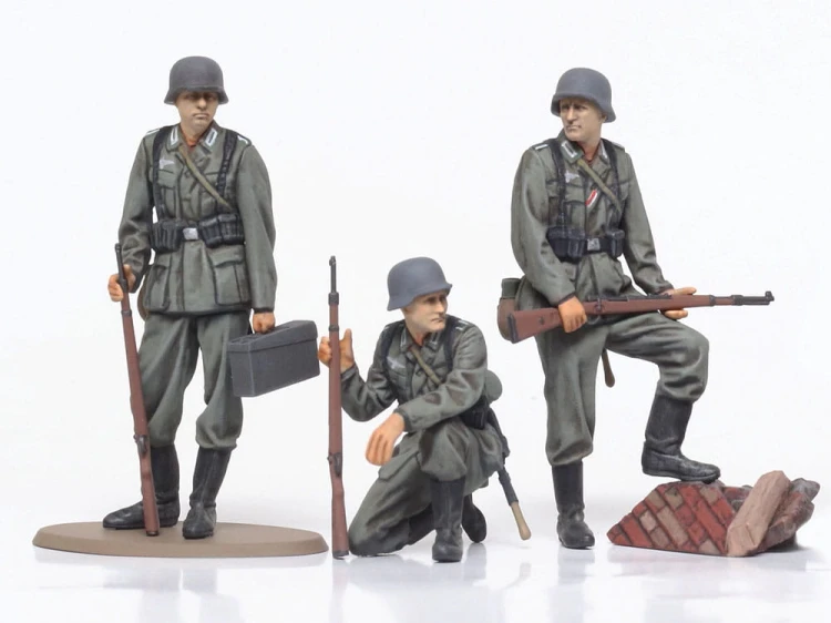 Figurki niemiecka piechota Wehrmachtu 32602 Tamiya