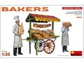 Figurki Piekarze z wózkiem straganem 38074 MiniArt