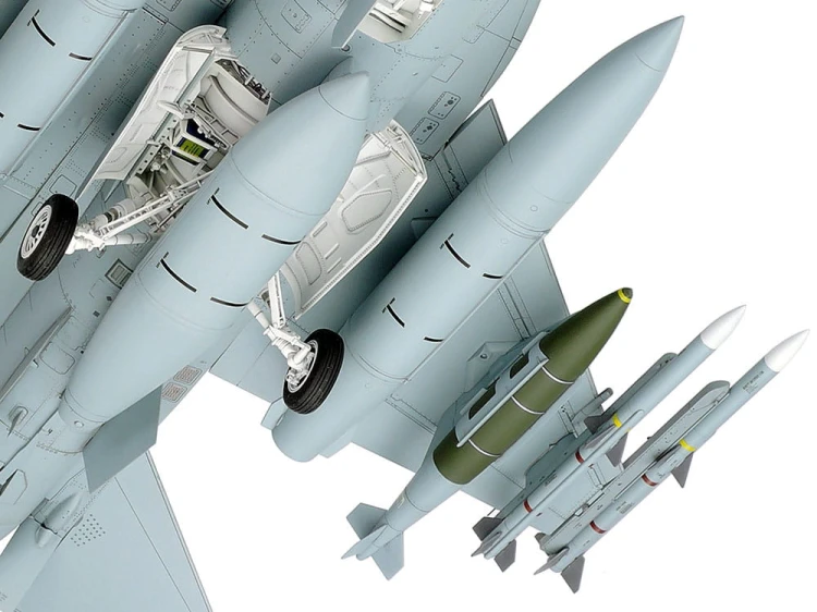 Samolot Lockheed F-16CJ Fighting Falcon 60315 Tamiya