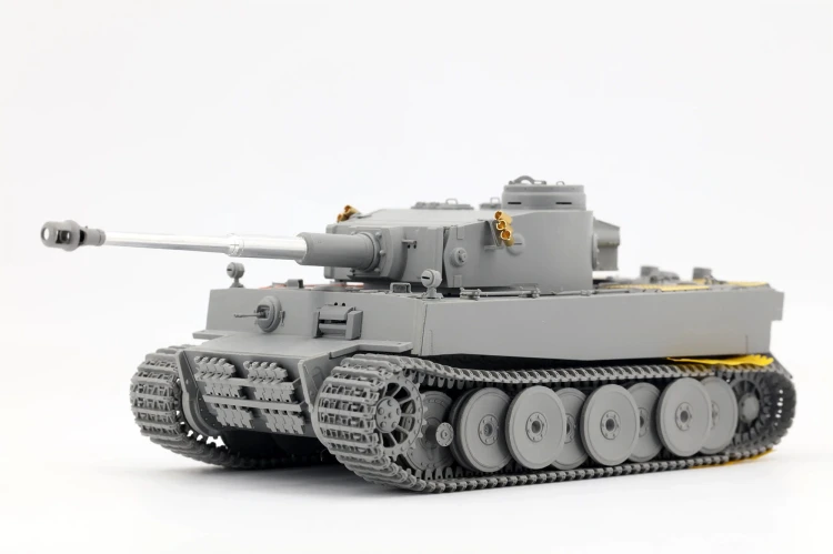 Czołg Tiger I PzKpfw VI Sd.Kfz.181 Ausf.E Initial BT-014 Border
