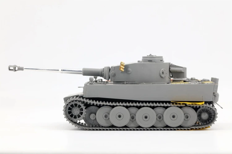 Czołg Tiger I PzKpfw VI Sd.Kfz.181 Ausf.E Initial BT-014 Border