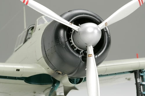 Samolot Mitsubishi A6M2b Zero Fighter Model 21 Zeke 60317 Tamiya