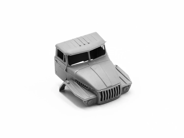 Ciężarówka wojskowa URAL ATZ-5-43203 cysterna 72710 ICM