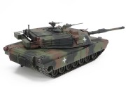 Czołg M1A1 Abrams Ukraine 25216 Tamiya