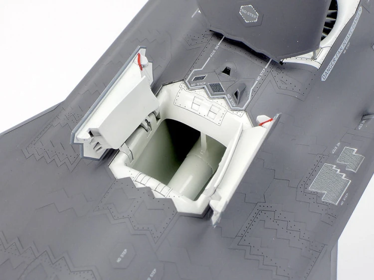 Samolot Lockheed Martin F-35B Lightning II 61125 Tamiya